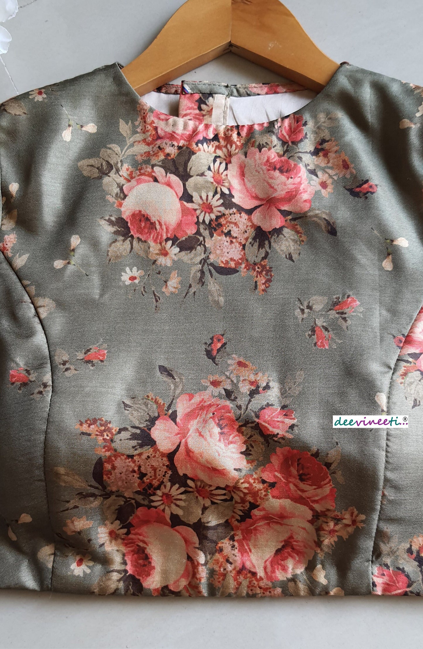 Floral Print Green Khadi Silk Jewel Neck Blouse DVBL_067