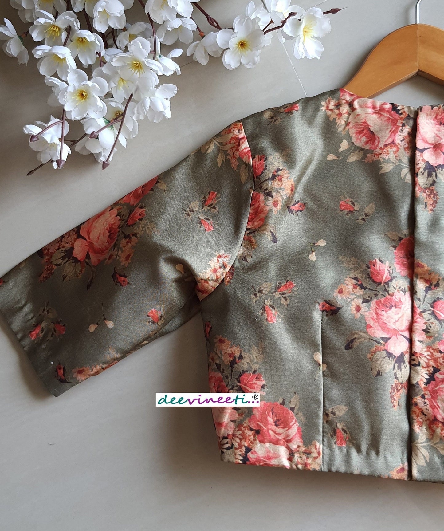 Floral Print Green Khadi Silk Jewel Neck Blouse DVBL_067