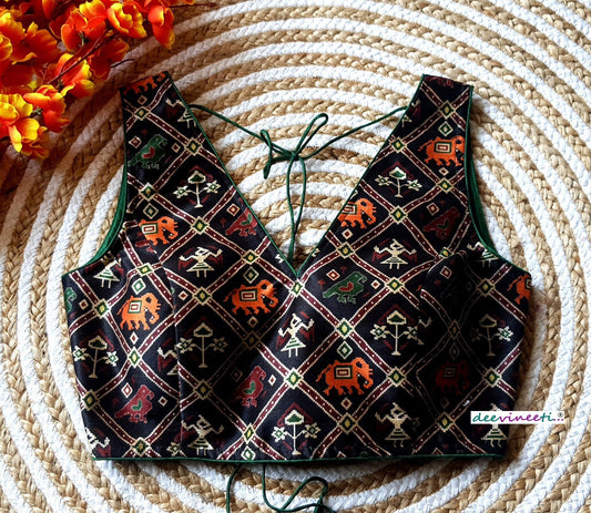 Black Printed Tussar Silk Sleeveless V Neck Blouse. DVBL_095