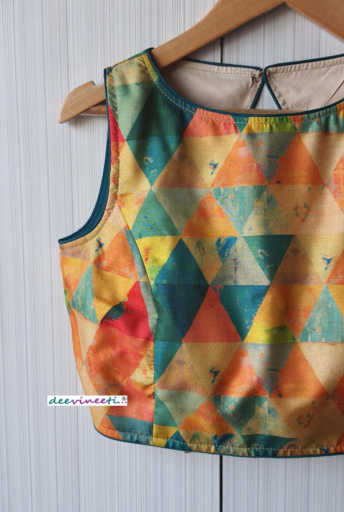 Multicolor Printed Khadi Silk Small Round Neck Blouse Sleeveless Open Back DVBL_075