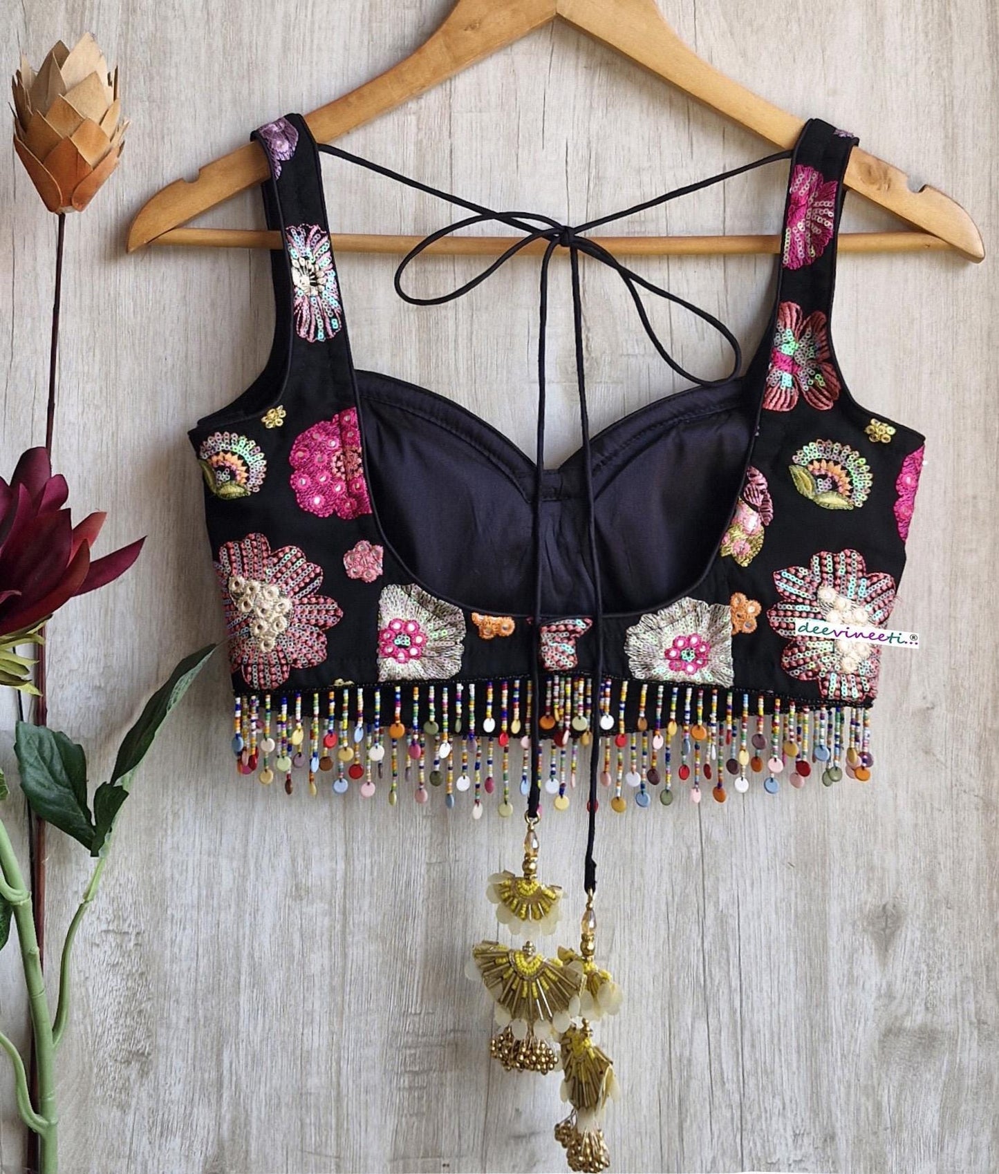 Black Embroidered Georgette Sweetheart Neck DVBL_311