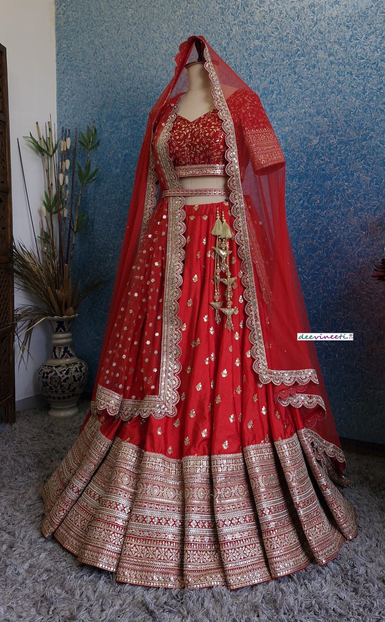 Designer Bridal Red Embroidered Silk Lehenga Choli DVMTD_0256