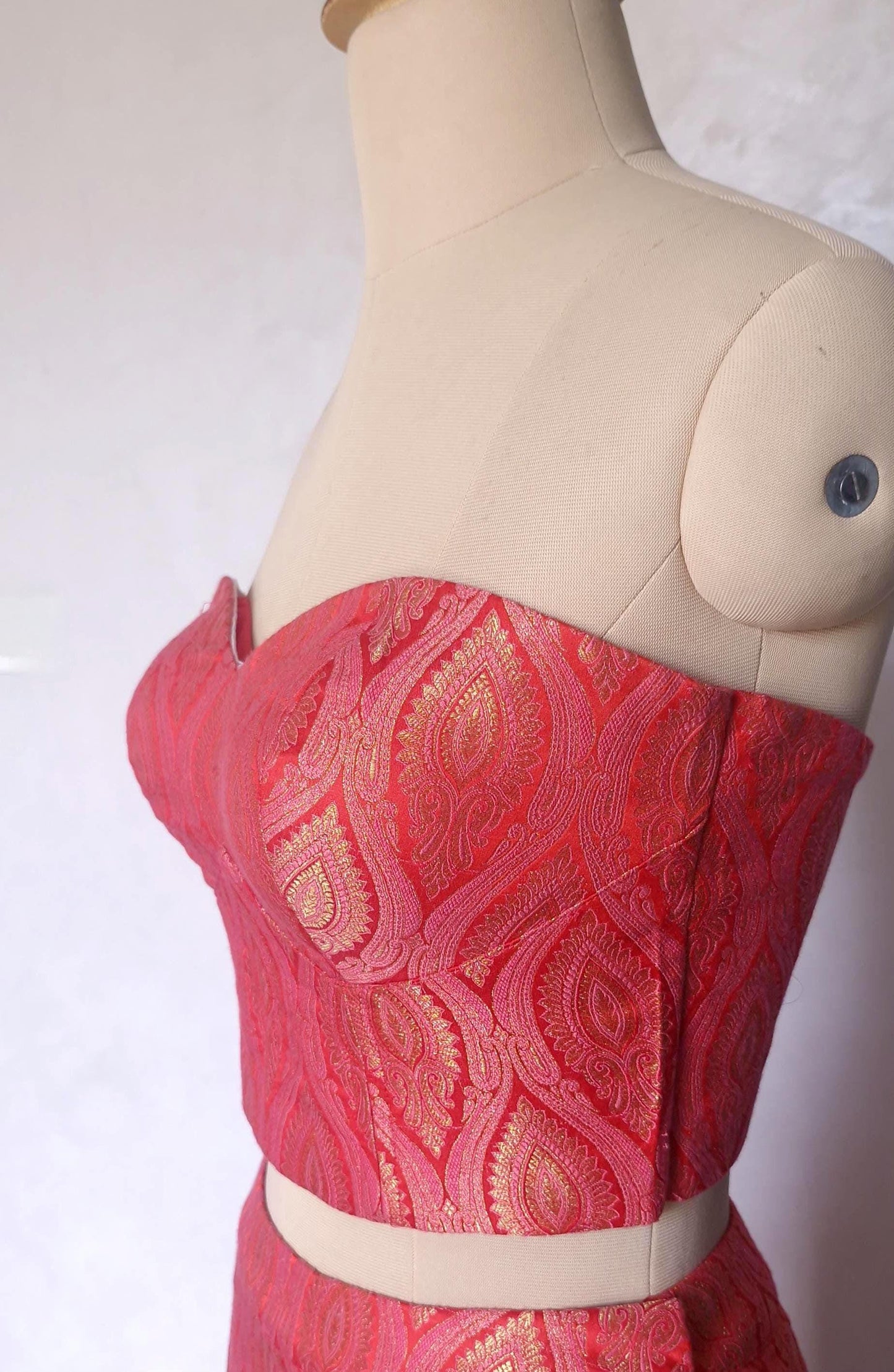 Brocade Silk Indian Corset Blouse, Pink Red Strapless DVCB_014